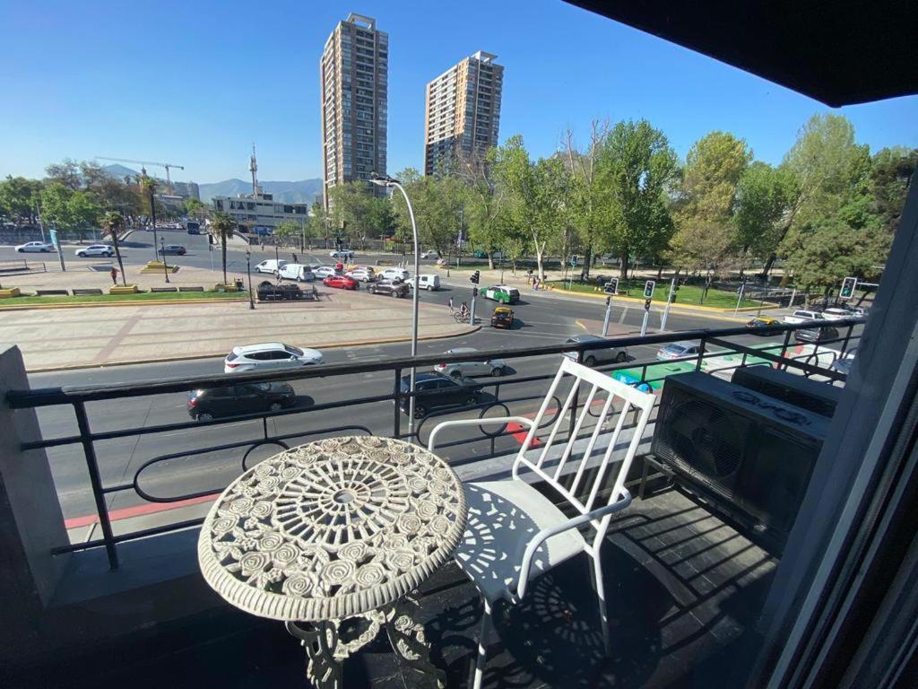 Hotel Parque Forestal Сантяго Екстериор снимка