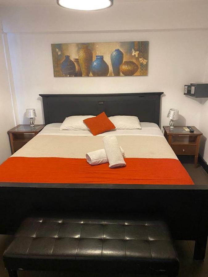 Hotel Parque Forestal Сантяго Екстериор снимка